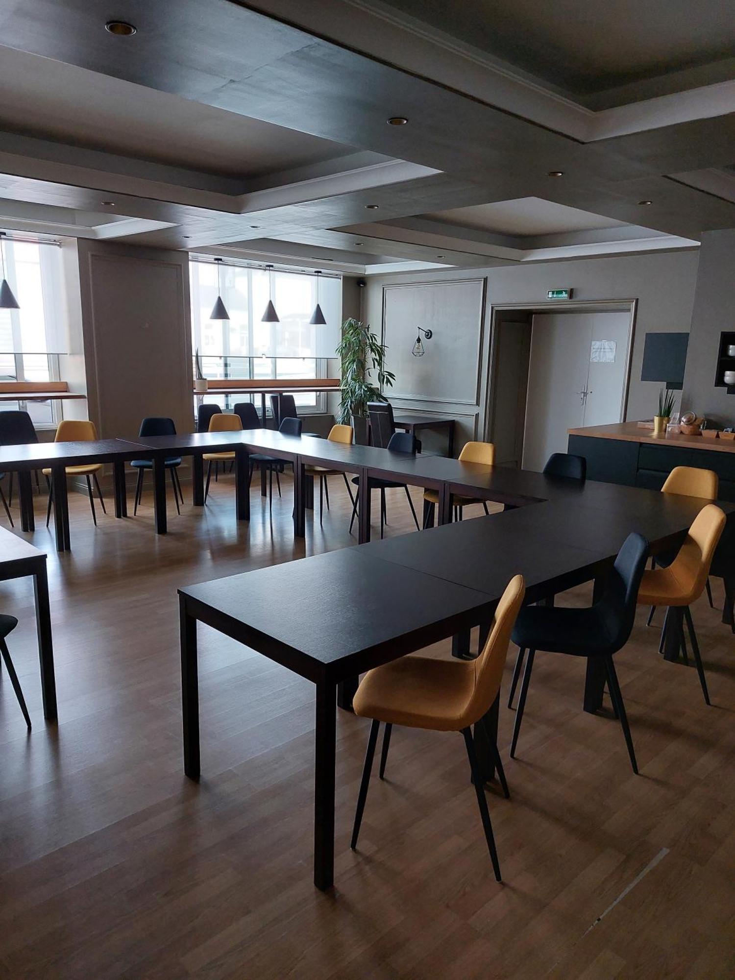 Hotel Cit'Hotel L'Europe - Cholet Gare 2*