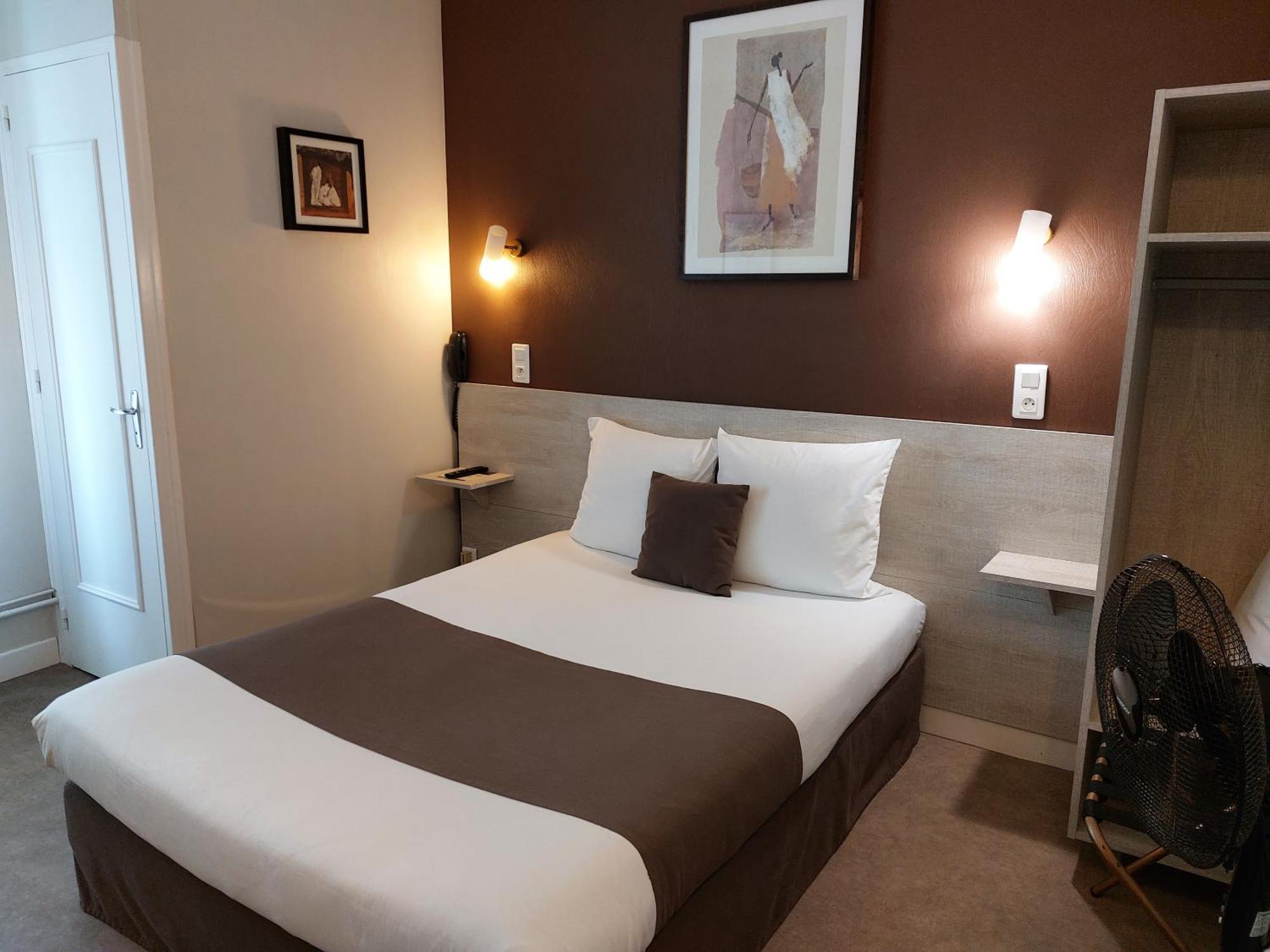 Cit'Hotel L'Europe - Cholet Gare 2*